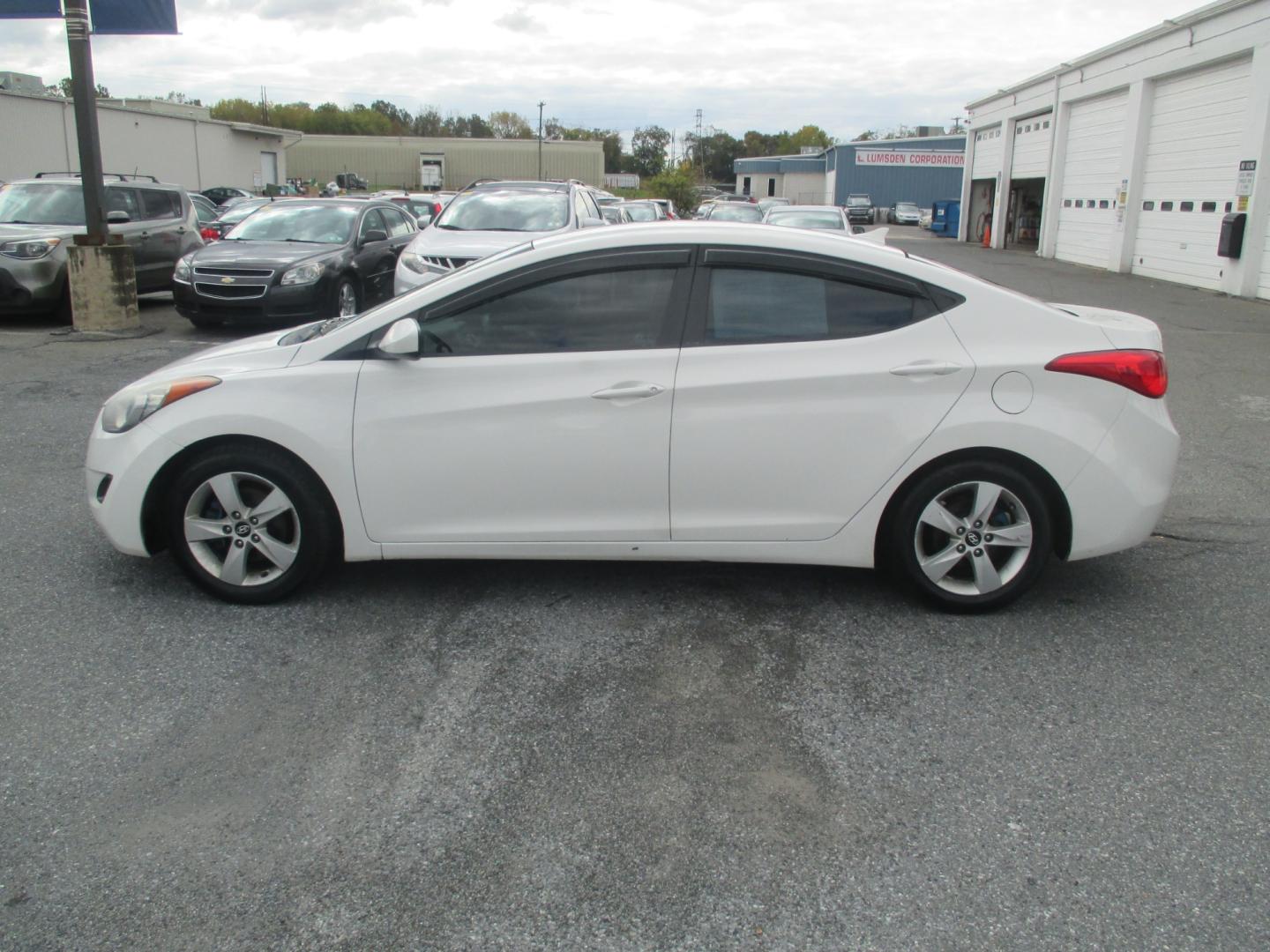 2013 SILVER Hyundai Elantra Limited (5NPDH4AE4DH) with an 1.8L L4 DOHC 16V engine, 6-Speed Automatic transmission, located at 1254 Manheim Pike, Lancaster, PA, 17601, (717) 393-9133, 40.062870, -76.323273 - Photo#7