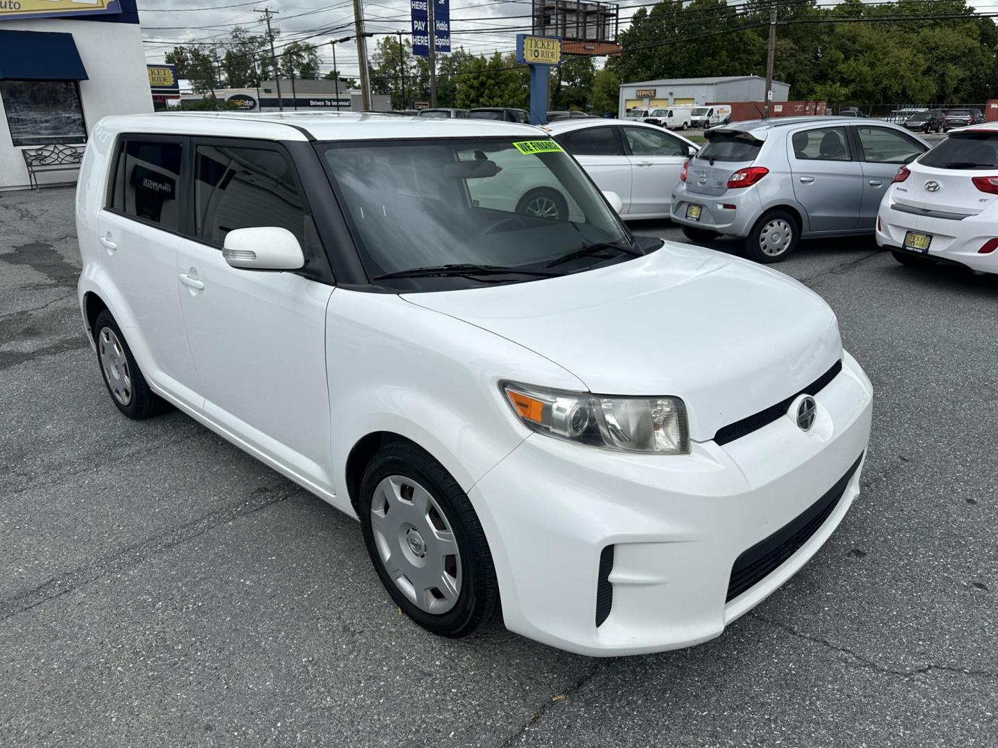 2012 WHITE Scion xB 5-Door Wagon 5-Spd MT (JTLZE4FE0CJ) with an 2.4L L4 DOHC 16V engine, 5-Speed Manual transmission, located at 1254 Manheim Pike, Lancaster, PA, 17601, (717) 393-9133, 40.062870, -76.323273 - Photo#3