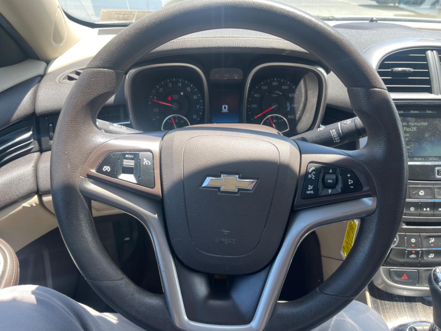 2014 WHITE Chevrolet Malibu 2LT (1G11E5SL9EF) with an 2.5L L4 DOHC 16V engine, 6-Speed Automatic transmission, located at 1254 Manheim Pike, Lancaster, PA, 17601, (717) 393-9133, 40.062870, -76.323273 - Photo#16