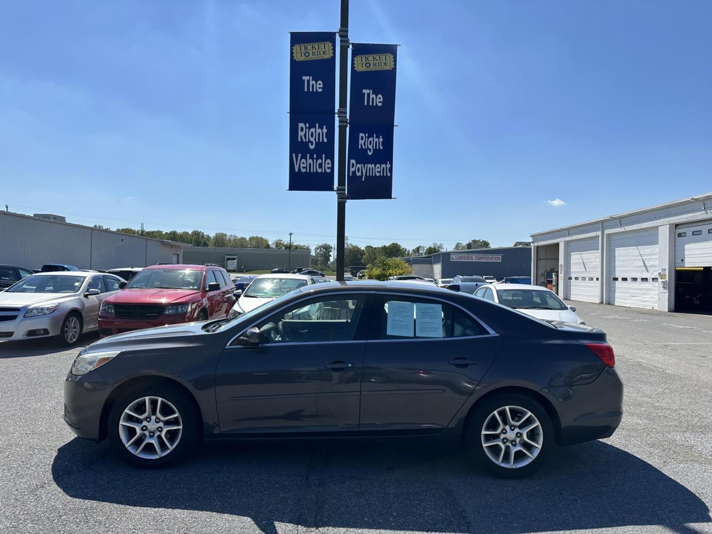 2013 GRAY Chevrolet Malibu 1LT (1G11C5SA9DF) with an 2.5L L4 DOHC 16V engine, 6-Speed Automatic transmission, located at 1254 Manheim Pike, Lancaster, PA, 17601, (717) 393-9133, 40.062870, -76.323273 - Photo#7