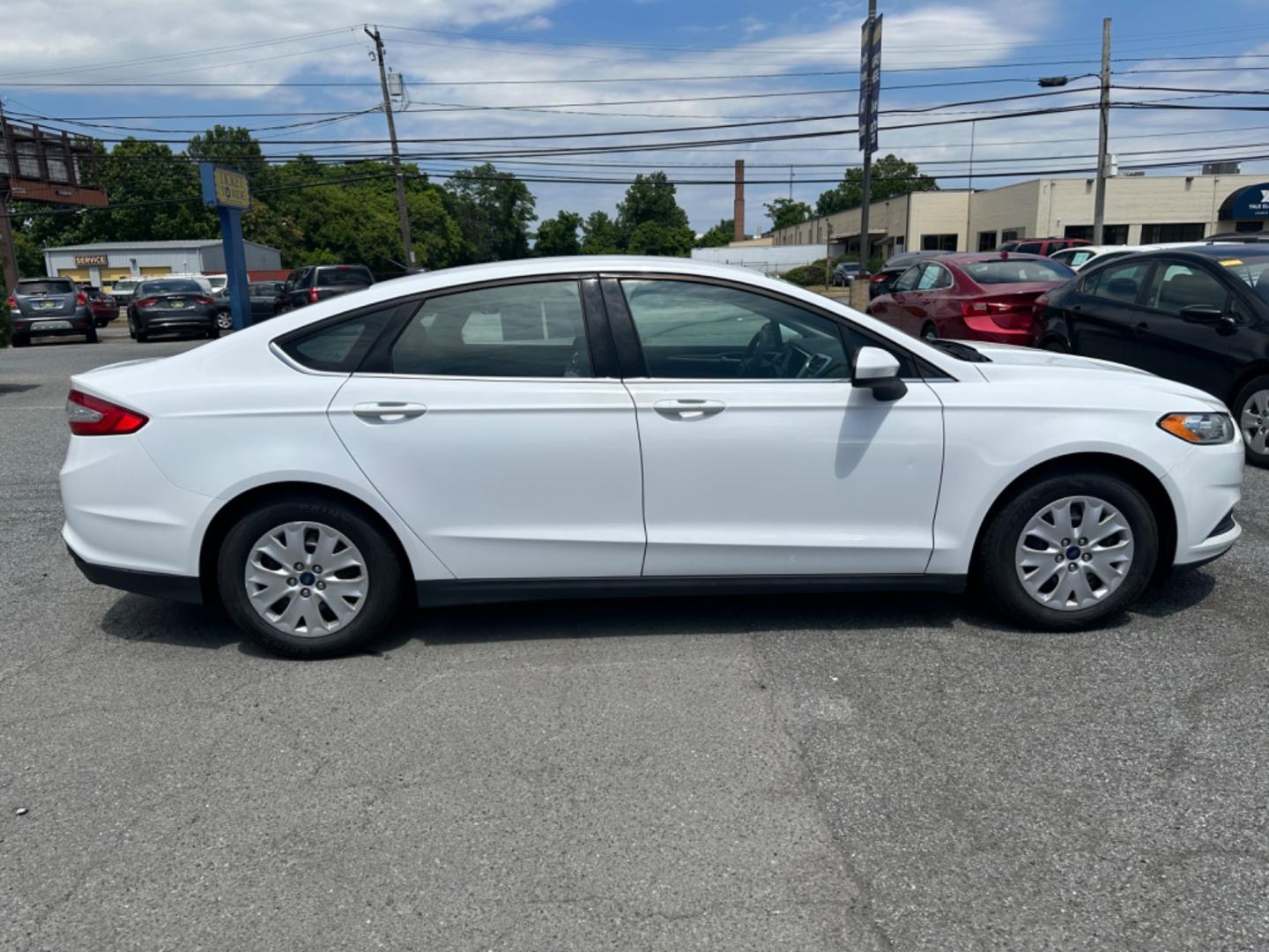 2014 WHITE Ford Fusion S (1FA6P0G73E5) with an 2.5L L4 DOHC 16V engine, located at 1254 Manheim Pike, Lancaster, PA, 17601, (717) 393-9133, 40.062870, -76.323273 - Photo#3