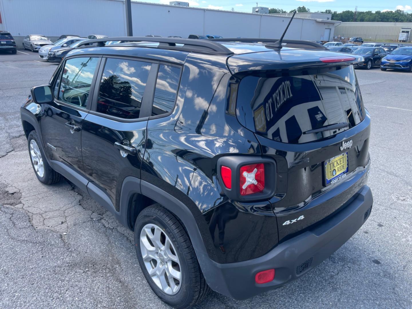 2015 BLACK JEEP RENEGADE LATITUDE (ZACCJBBT0FP) , located at 1254 Manheim Pike, Lancaster, PA, 17601, (717) 393-9133, 40.062870, -76.323273 - Photo#7