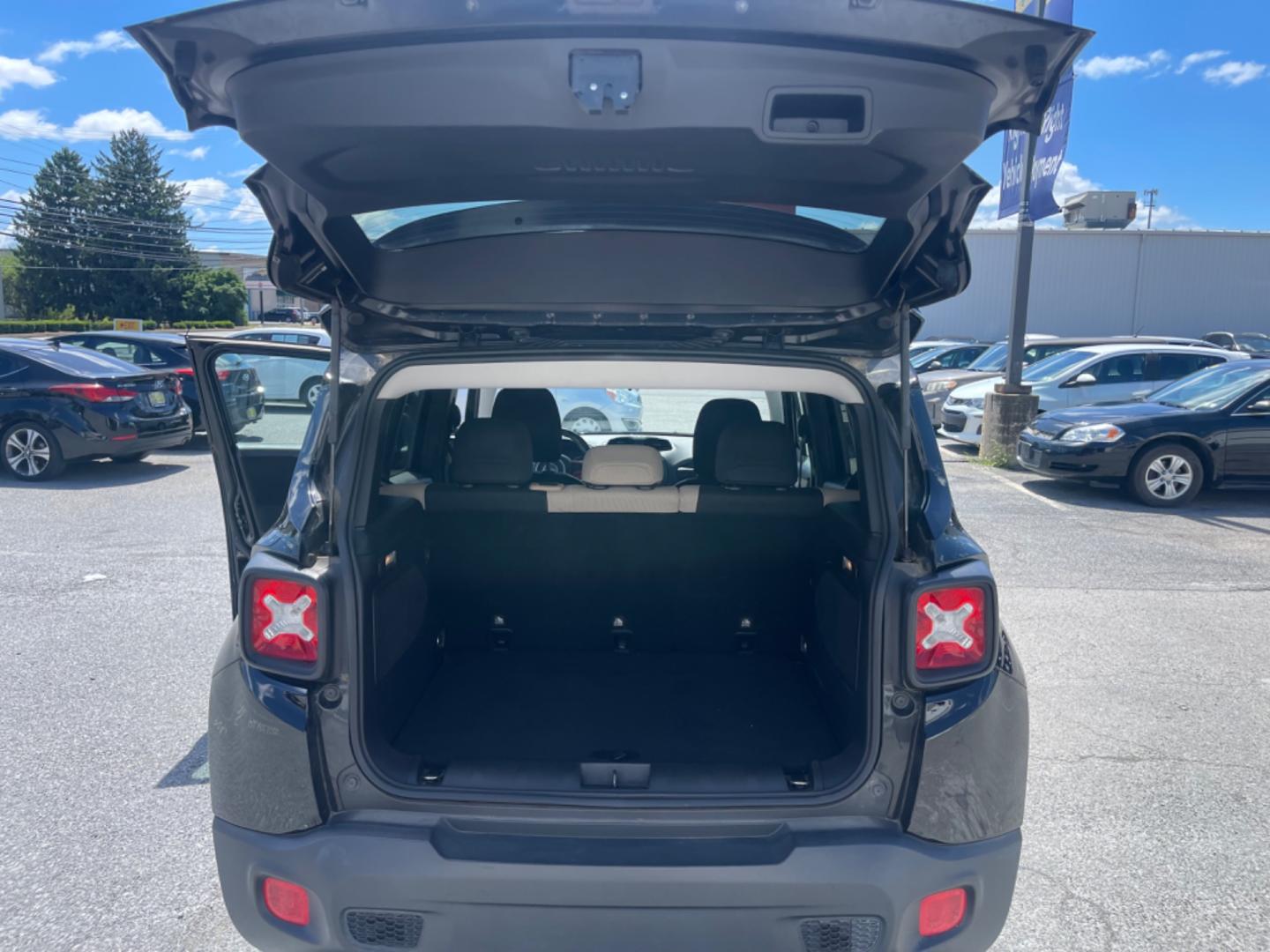 2015 BLACK JEEP RENEGADE LATITUDE (ZACCJBBT0FP) , located at 1254 Manheim Pike, Lancaster, PA, 17601, (717) 393-9133, 40.062870, -76.323273 - Photo#12