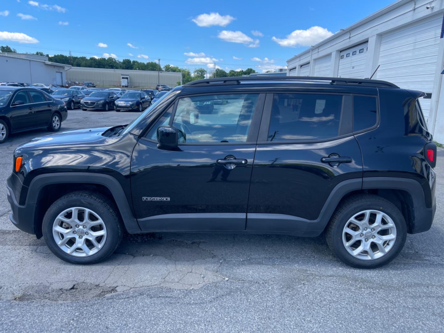 2015 BLACK JEEP RENEGADE LATITUDE (ZACCJBBT0FP) , located at 1254 Manheim Pike, Lancaster, PA, 17601, (717) 393-9133, 40.062870, -76.323273 - Photo#8