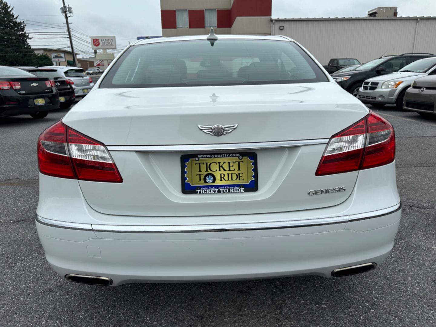 2013 WHITE Hyundai Genesis 3.8L (KMHGC4DDXDU) with an 3.8L V6 DOHC 24V engine, 6-Speed Automatic transmission, located at 1254 Manheim Pike, Lancaster, PA, 17601, (717) 393-9133, 40.062870, -76.323273 - Photo#5