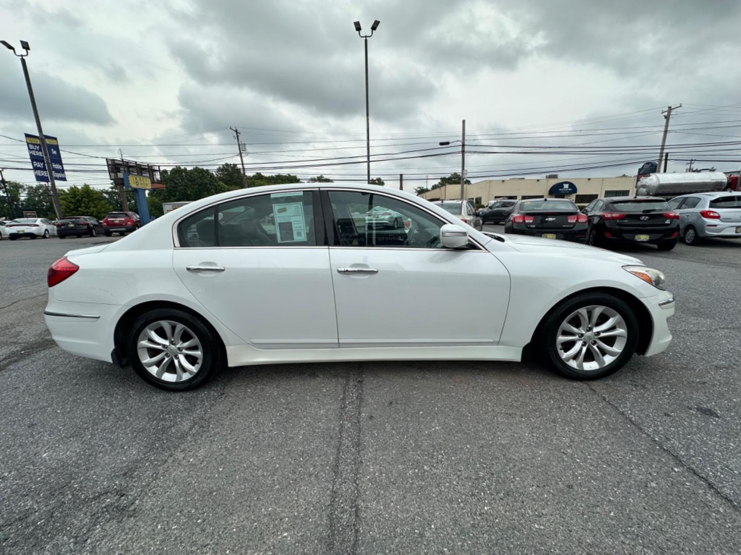 2013 WHITE Hyundai Genesis 3.8L (KMHGC4DDXDU) with an 3.8L V6 DOHC 24V engine, 6-Speed Automatic transmission, located at 1254 Manheim Pike, Lancaster, PA, 17601, (717) 393-9133, 40.062870, -76.323273 - Photo#3