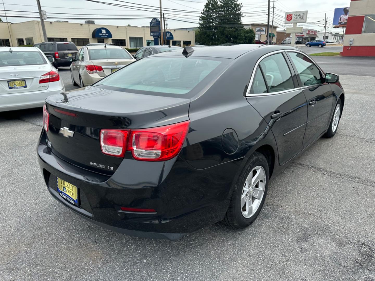 2014 GREEN Chevrolet Malibu LS (1G11B5SL6EF) with an 2.5L L4 DOHC 16V engine, 6-Speed Automatic transmission, located at 1254 Manheim Pike, Lancaster, PA, 17601, (717) 393-9133, 40.062870, -76.323273 - Photo#4