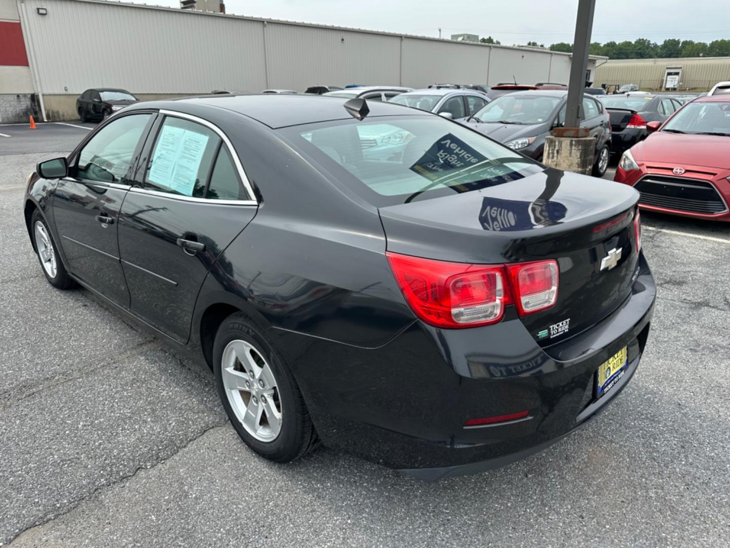 2014 GREEN Chevrolet Malibu LS (1G11B5SL6EF) with an 2.5L L4 DOHC 16V engine, 6-Speed Automatic transmission, located at 1254 Manheim Pike, Lancaster, PA, 17601, (717) 393-9133, 40.062870, -76.323273 - Photo#6