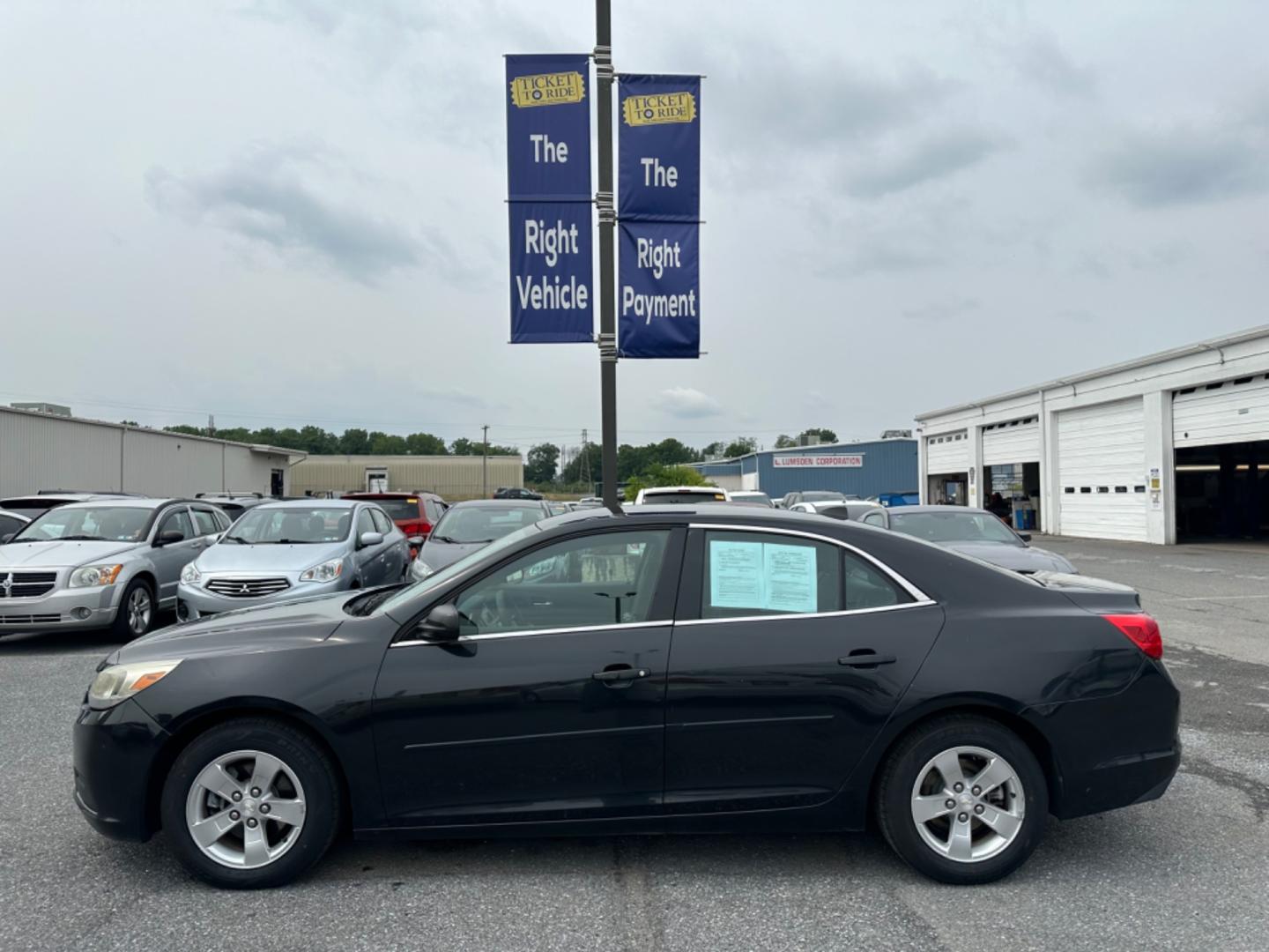 2014 GREEN Chevrolet Malibu LS (1G11B5SL6EF) with an 2.5L L4 DOHC 16V engine, 6-Speed Automatic transmission, located at 1254 Manheim Pike, Lancaster, PA, 17601, (717) 393-9133, 40.062870, -76.323273 - Photo#7