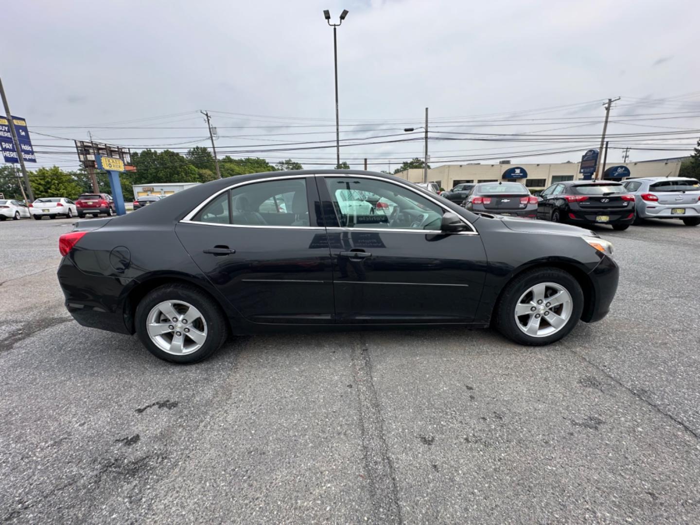 2014 GREEN Chevrolet Malibu LS (1G11B5SL6EF) with an 2.5L L4 DOHC 16V engine, 6-Speed Automatic transmission, located at 1254 Manheim Pike, Lancaster, PA, 17601, (717) 393-9133, 40.062870, -76.323273 - Photo#3