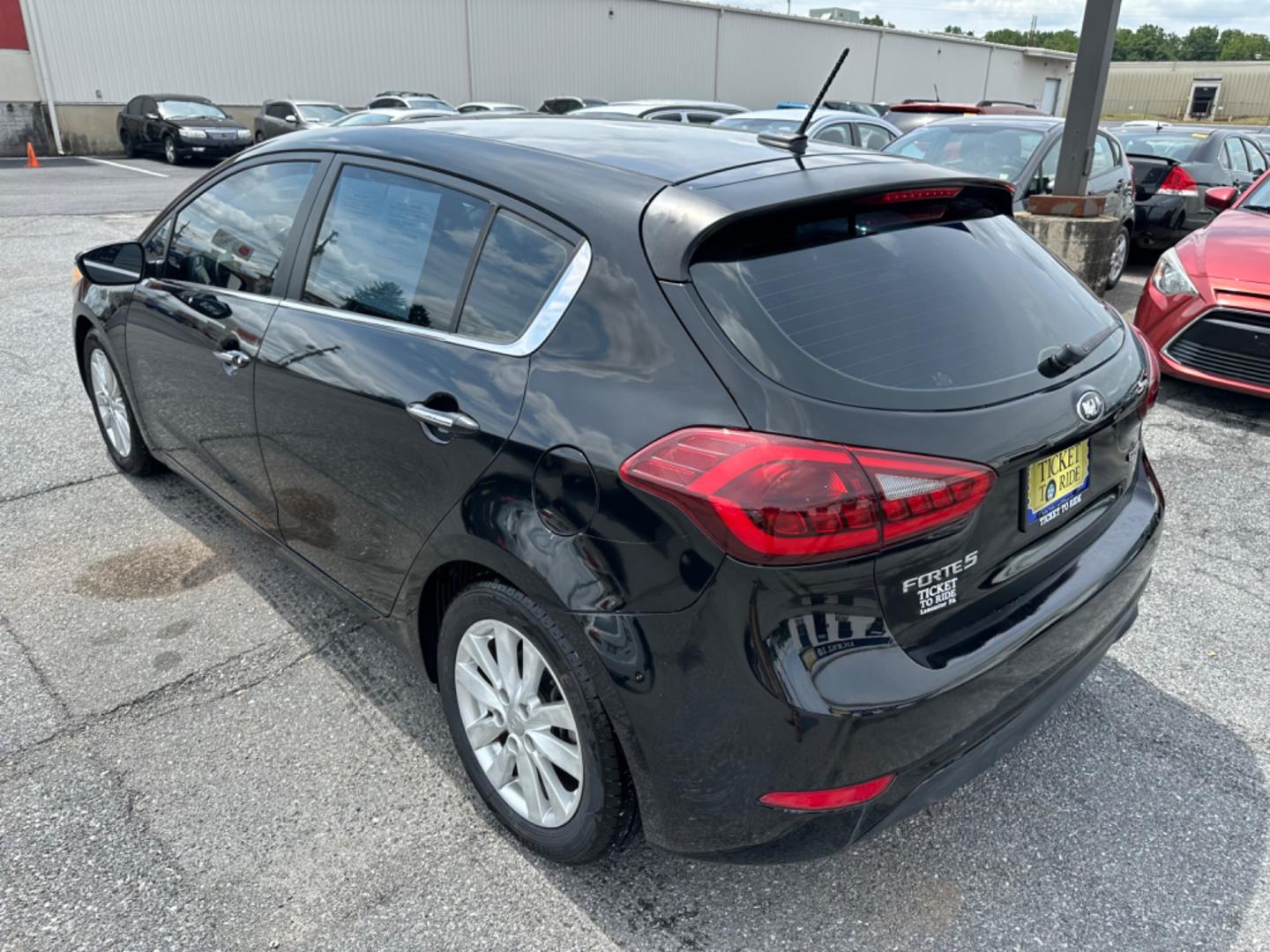 2015 BLACK Kia Forte 5-Door EX (KNAFX5A85F5) with an 2.0L L4 DOHC 16V engine, 6-Speed Automatic transmission, located at 1254 Manheim Pike, Lancaster, PA, 17601, (717) 393-9133, 40.062870, -76.323273 - Photo#6