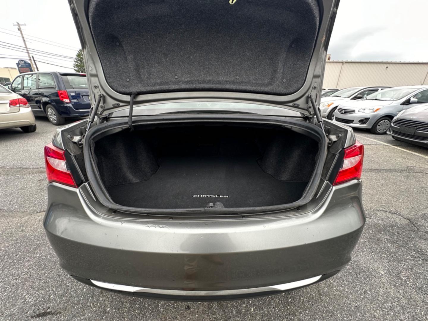 2013 GRAY Chrysler 200 Limited (1C3CCBCGXDN) with an 3.6L V6 DOHC 24V FFV engine, 6-Speed Automatic transmission, located at 1254 Manheim Pike, Lancaster, PA, 17601, (717) 393-9133, 40.062870, -76.323273 - Photo#10