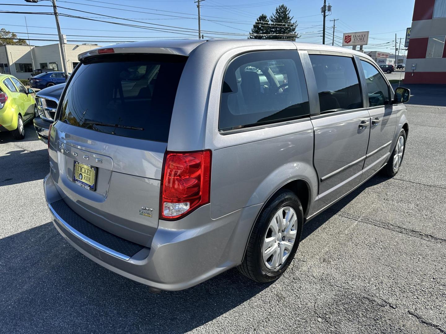 2015 SILVER Dodge Grand Caravan SE (2C4RDGBG1FR) with an 3.6L V6 DOHC 24V engine, 6-Speed Automatic transmission, located at 1254 Manheim Pike, Lancaster, PA, 17601, (717) 393-9133, 40.062870, -76.323273 - Photo#7