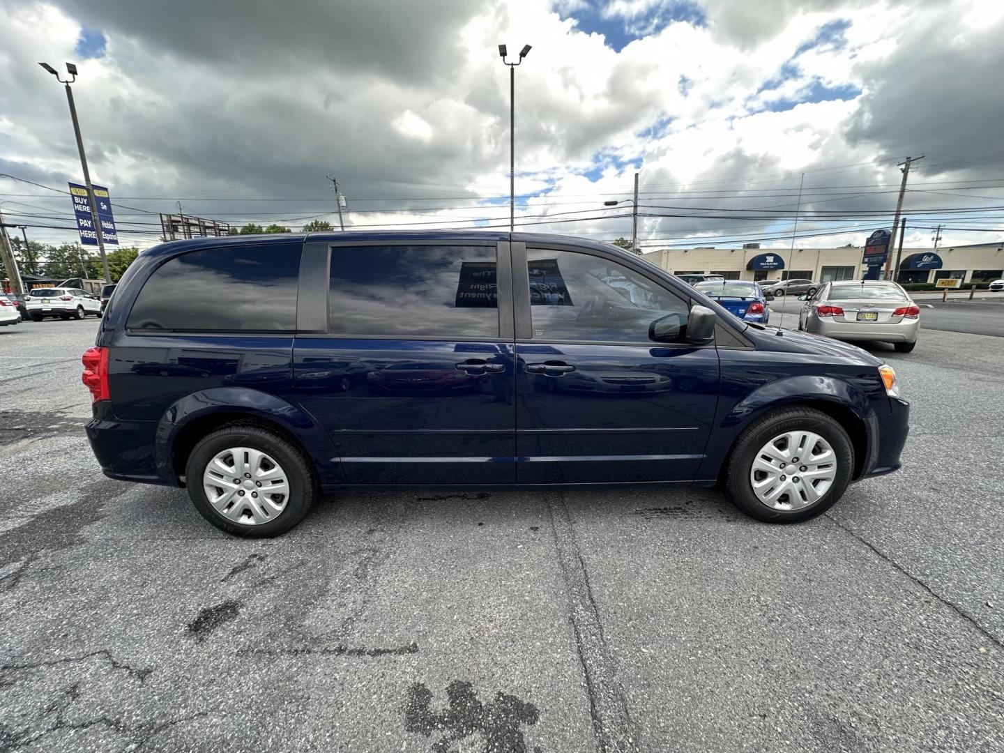 2016 BLUE Dodge Grand Caravan SE (2C4RDGBGXGR) with an 3.6L V6 DOHC 24V engine, 6A transmission, located at 1254 Manheim Pike, Lancaster, PA, 17601, (717) 393-9133, 40.062870, -76.323273 - Photo#5