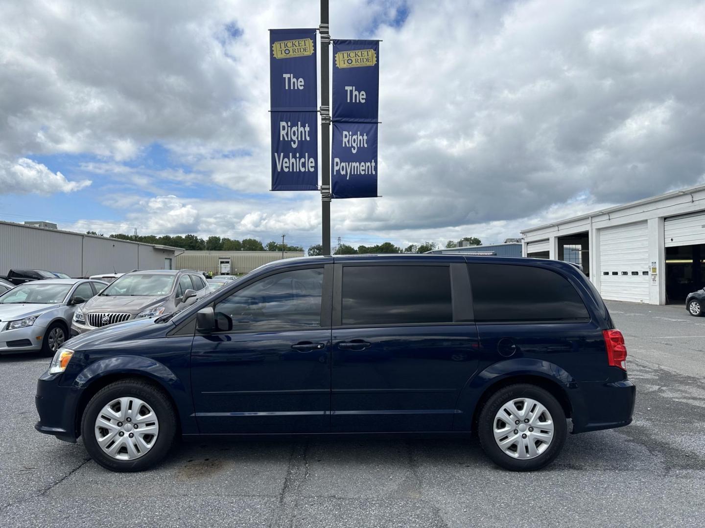 2016 BLUE Dodge Grand Caravan SE (2C4RDGBGXGR) with an 3.6L V6 DOHC 24V engine, 6A transmission, located at 1254 Manheim Pike, Lancaster, PA, 17601, (717) 393-9133, 40.062870, -76.323273 - Photo#6