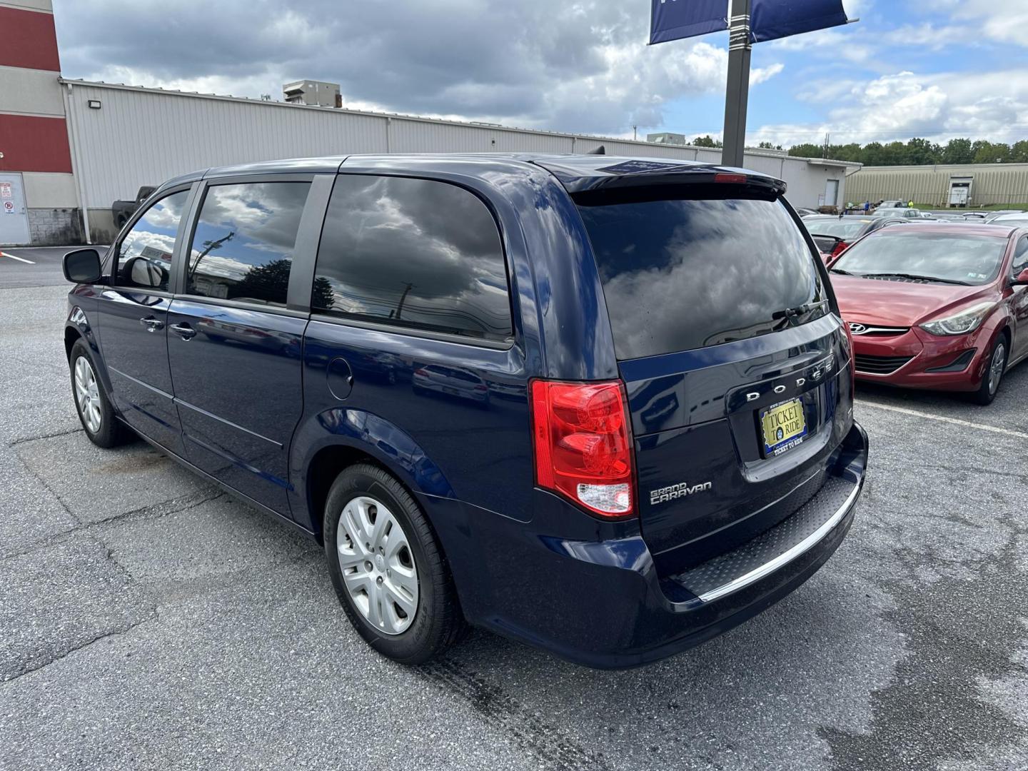 2016 BLUE Dodge Grand Caravan SE (2C4RDGBGXGR) with an 3.6L V6 DOHC 24V engine, 6A transmission, located at 1254 Manheim Pike, Lancaster, PA, 17601, (717) 393-9133, 40.062870, -76.323273 - Photo#7