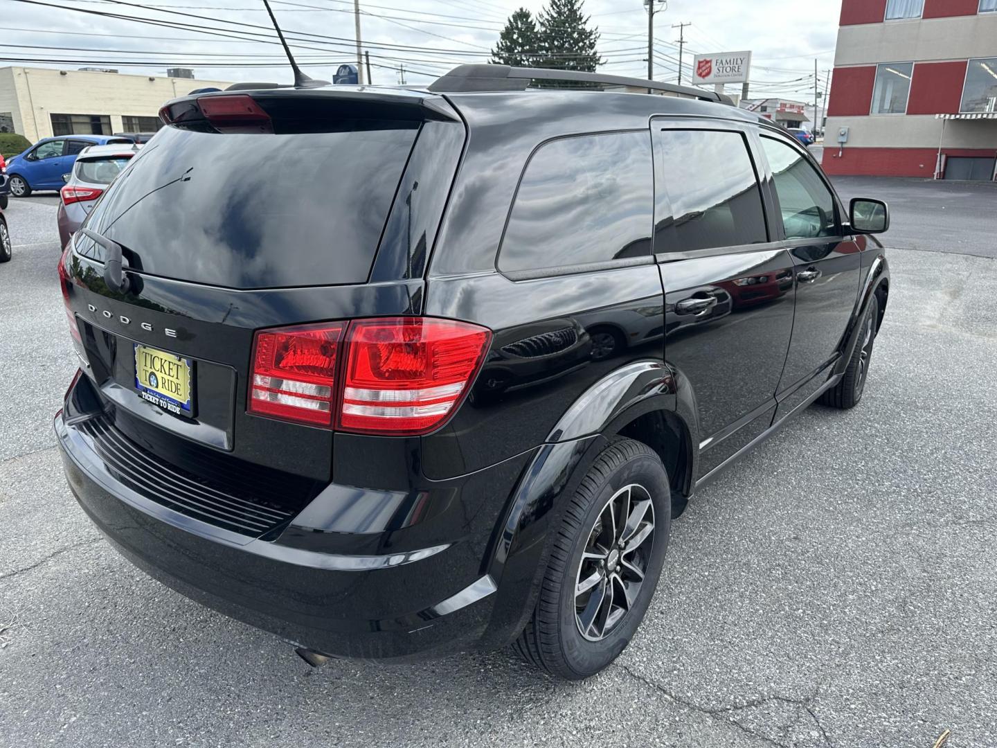 2017 BLACK Dodge Journey SE (3C4PDCAB7HT) with an 2.4L L4 DOHC 16V engine, 4A transmission, located at 1254 Manheim Pike, Lancaster, PA, 17601, (717) 393-9133, 40.062870, -76.323273 - Photo#4