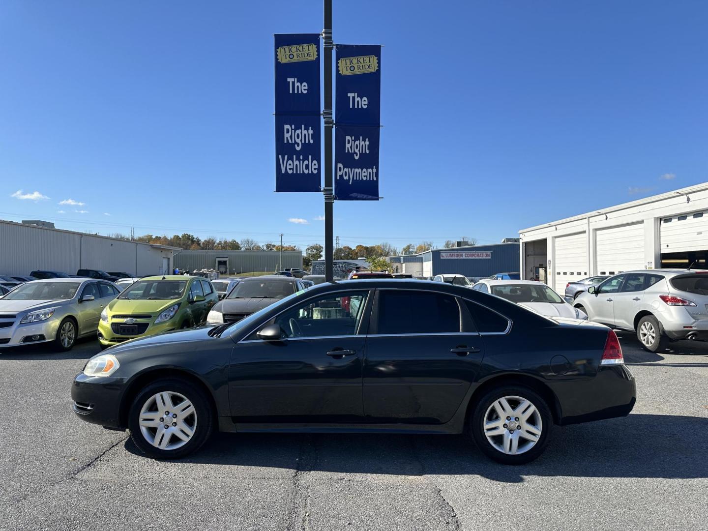 2013 GRAY Chevrolet Impala LT (Fleet) (2G1WG5E30D1) with an 3.6L V6 DOHC 16V FFV engine, 6-Speed Automatic transmission, located at 1254 Manheim Pike, Lancaster, PA, 17601, (717) 393-9133, 40.062870, -76.323273 - Photo#9