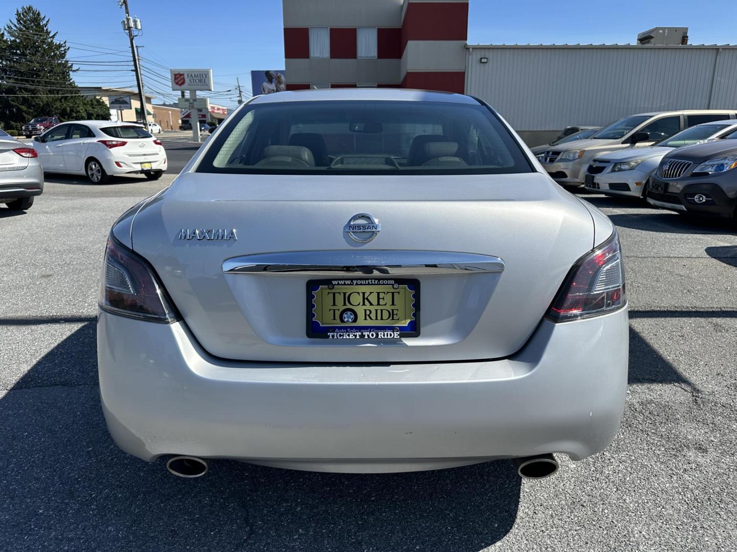 2013 SILVER Nissan Maxima SV (1N4AA5AP4DC) with an 3.5L V6 DOHC 24V engine, Continuously Variable Transmission transmission, located at 1254 Manheim Pike, Lancaster, PA, 17601, (717) 393-9133, 40.062870, -76.323273 - Photo#4