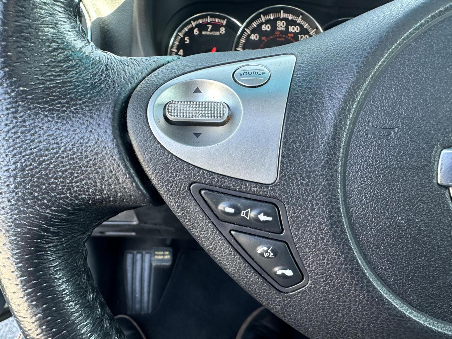 2013 SILVER Nissan Maxima SV (1N4AA5AP4DC) with an 3.5L V6 DOHC 24V engine, Continuously Variable Transmission transmission, located at 1254 Manheim Pike, Lancaster, PA, 17601, (717) 393-9133, 40.062870, -76.323273 - Photo#9