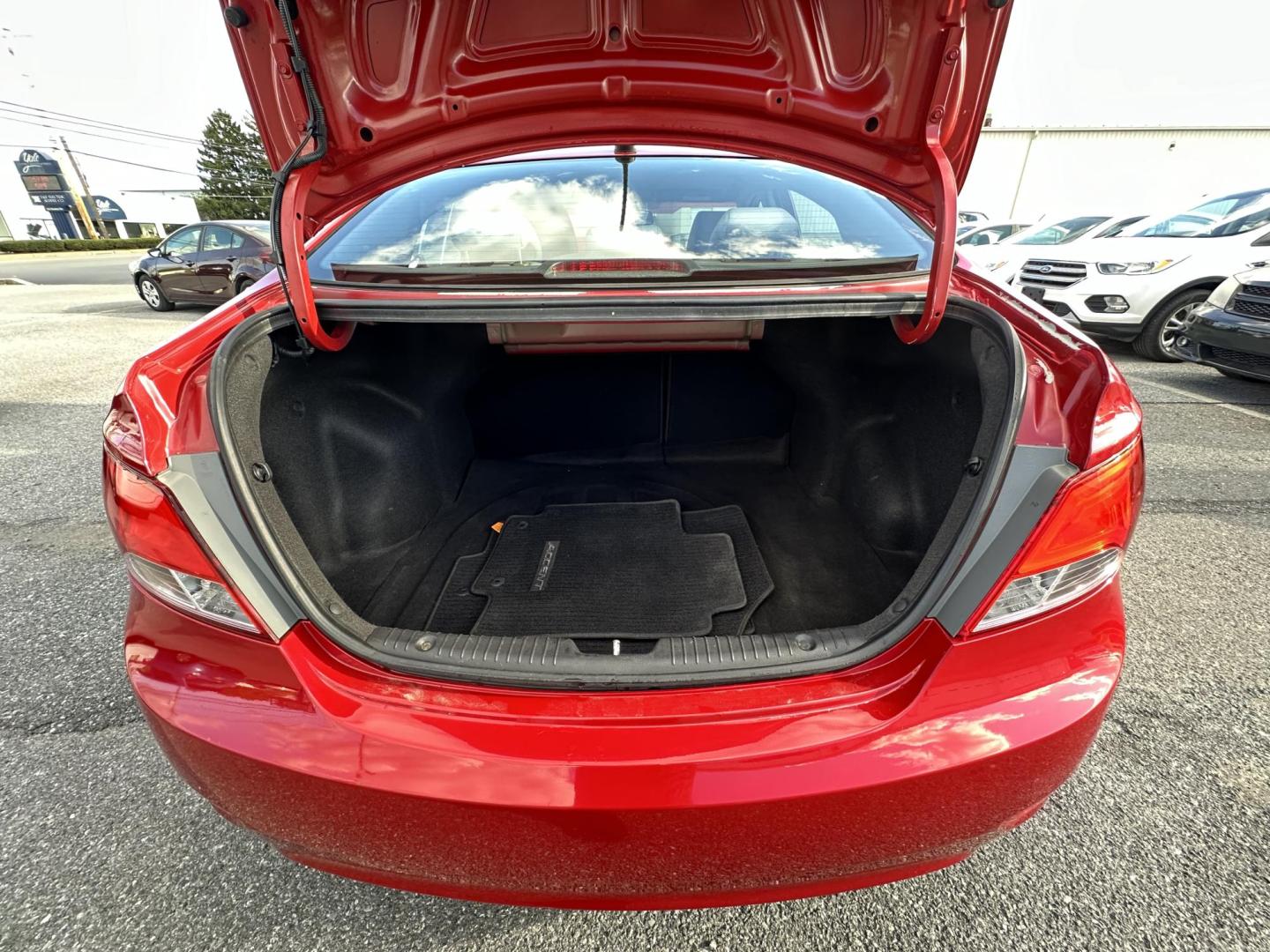 2016 RED Hyundai Accent SE 4-Door 6A (KMHCT4AE7GU) with an 1.6L L4 DOHC 16V engine, 6A transmission, located at 1254 Manheim Pike, Lancaster, PA, 17601, (717) 393-9133, 40.062870, -76.323273 - Photo#14