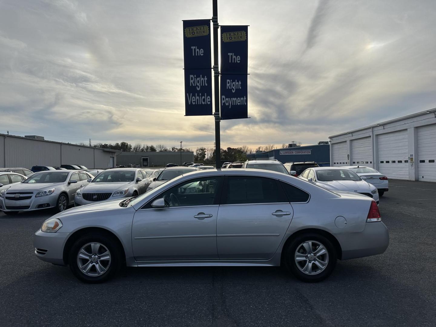 2014 SILVER Chevrolet Impala LS (2G1WA5E37E1) with an 3.6L V6 DOHC 16V FFV engine, 6-Speed Automatic transmission, located at 1254 Manheim Pike, Lancaster, PA, 17601, (717) 393-9133, 40.062870, -76.323273 - Photo#7