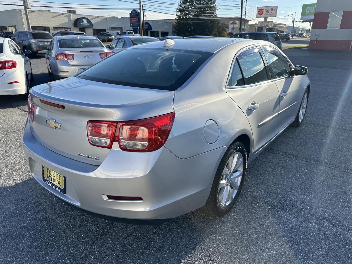 2013 SILVER Chevrolet Malibu 2LT (1G11E5SA9DF) with an 2.5L L4 DOHC 16V engine, 6-Speed Automatic transmission, located at 1254 Manheim Pike, Lancaster, PA, 17601, (717) 393-9133, 40.062870, -76.323273 - Photo#5