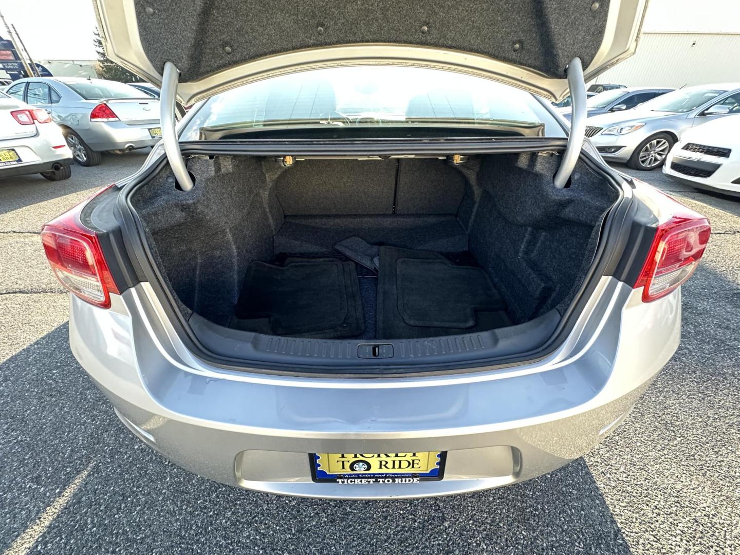 2013 SILVER Chevrolet Malibu 2LT (1G11E5SA9DF) with an 2.5L L4 DOHC 16V engine, 6-Speed Automatic transmission, located at 1254 Manheim Pike, Lancaster, PA, 17601, (717) 393-9133, 40.062870, -76.323273 - Photo#9