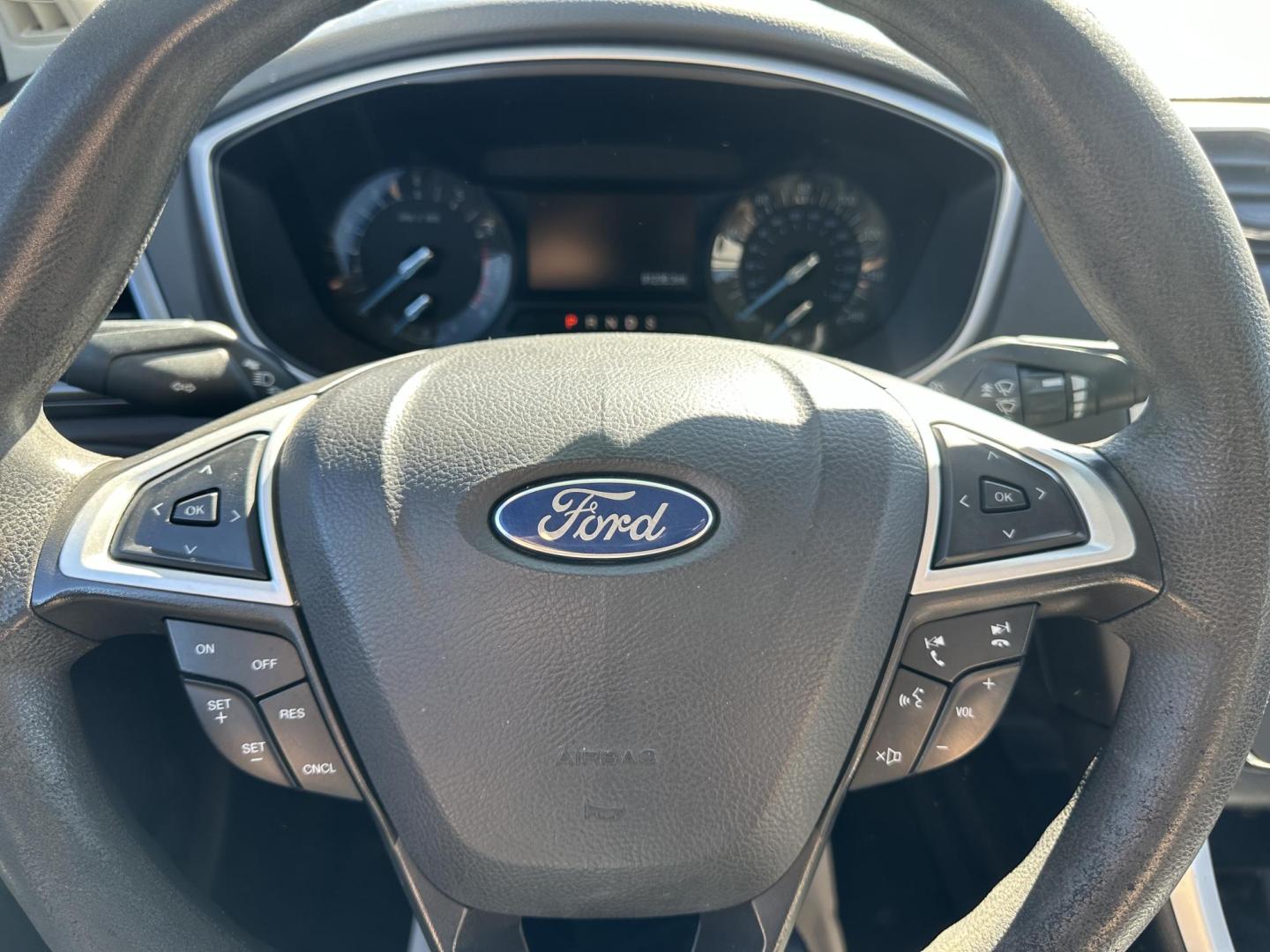 2014 WHITE Ford Fusion SE (3FA6P0H71ER) with an 2.5L L4 DOHC 16V engine, located at 1254 Manheim Pike, Lancaster, PA, 17601, (717) 393-9133, 40.062870, -76.323273 - Photo#10