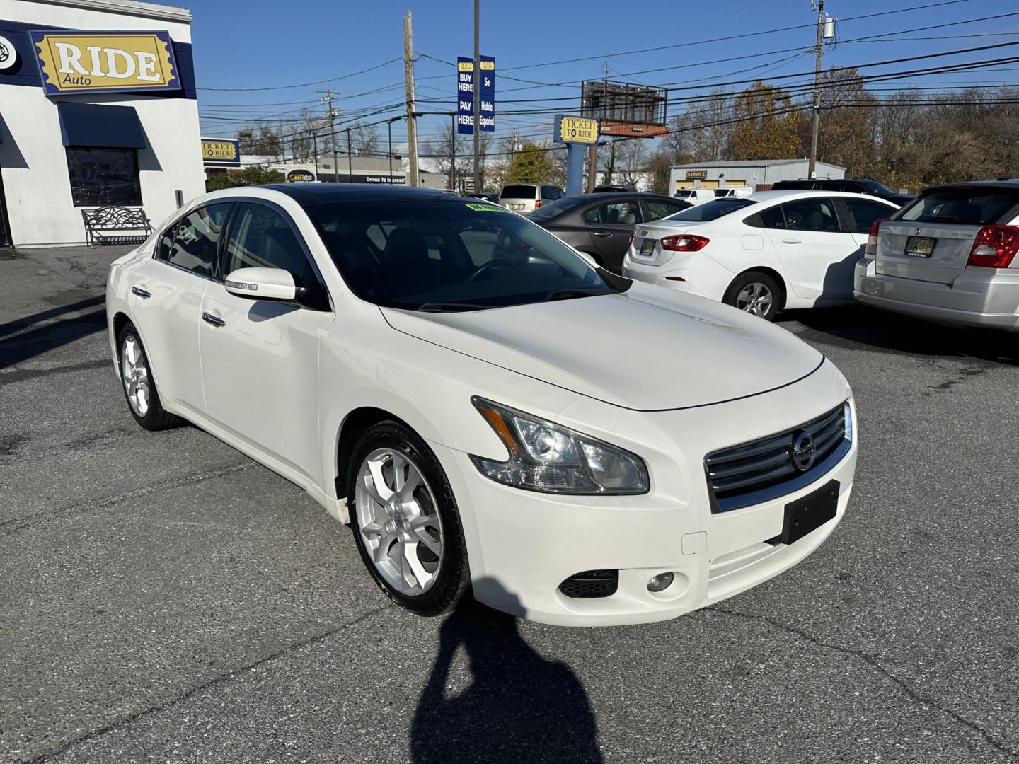 2012 WHITE Nissan Maxima SV (1N4AA5AP0CC) with an 3.5L V6 DOHC 24V engine, Continuously Variable Transmission transmission, located at 1254 Manheim Pike, Lancaster, PA, 17601, (717) 393-9133, 40.062870, -76.323273 - Photo#2