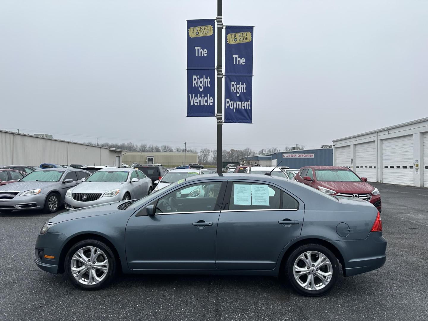 2012 BLUE Ford Fusion SE (3FAHP0HA2CR) with an 2.5L L4 DOHC 16V engine, located at 1254 Manheim Pike, Lancaster, PA, 17601, (717) 393-9133, 40.062870, -76.323273 - Photo#4