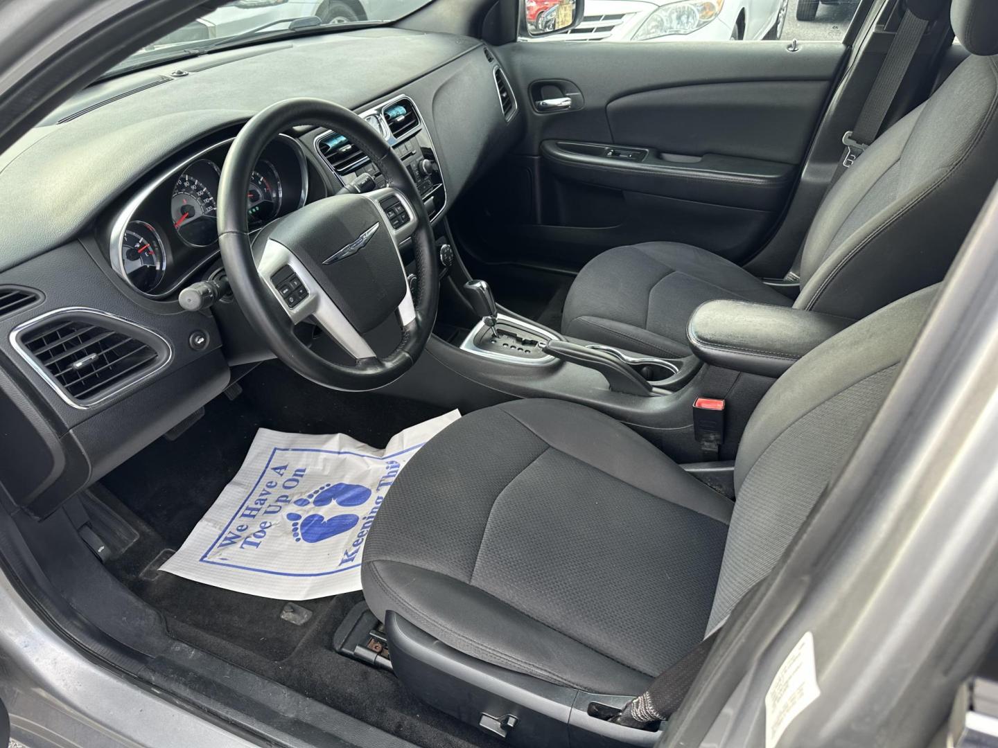 2013 SILVER Chrysler 200 Touring (1C3CCBBB6DN) with an 2.4L L4 DOHC 16V engine, 6-Speed Automatic transmission, located at 1254 Manheim Pike, Lancaster, PA, 17601, (717) 393-9133, 40.062870, -76.323273 - Photo#7