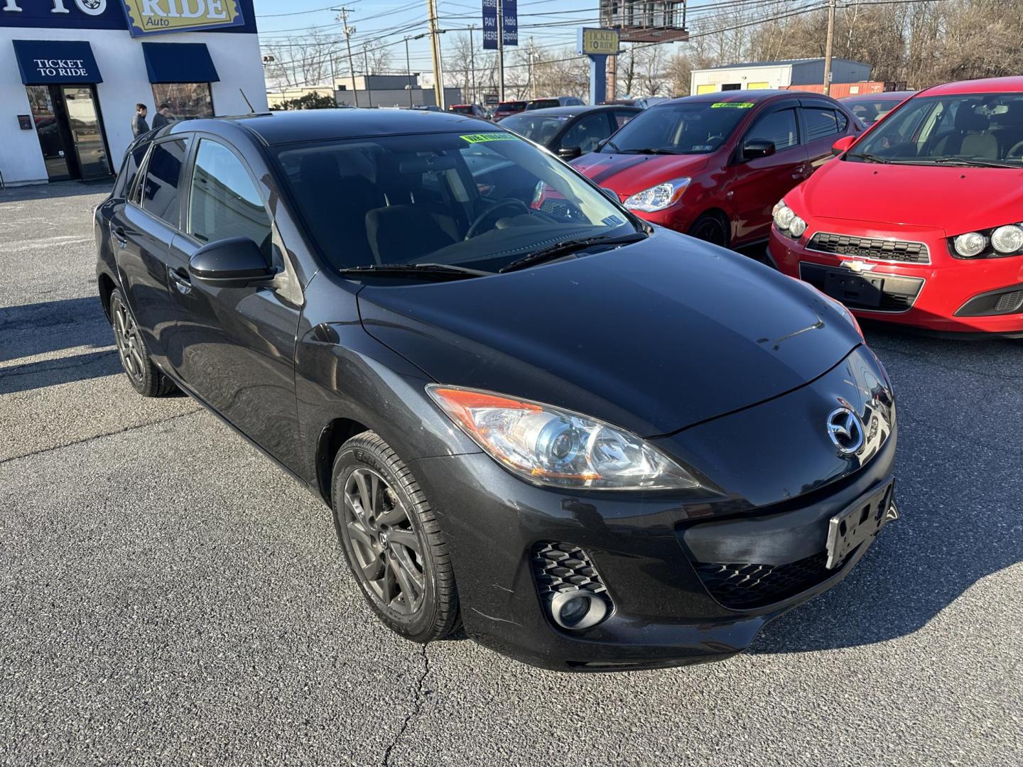 2013 BLACK Mazda MAZDA3 i Touring MT 5-Door (JM1BL1LP3D1) with an 2.0L L4 DOHC 16V engine, 5-Speed Manual transmission, located at 1254 Manheim Pike, Lancaster, PA, 17601, (717) 393-9133, 40.062870, -76.323273 - Photo#2