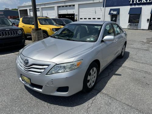 2011 Toyota Camry SE 6-Spd MT